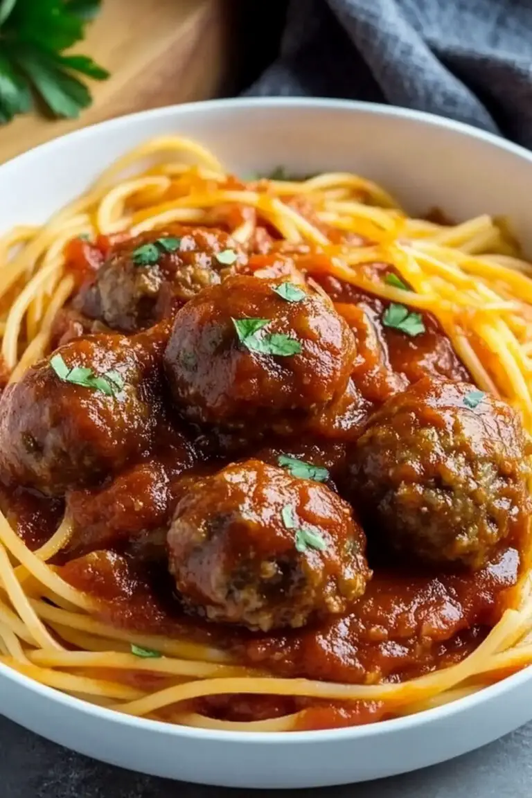 Sauce Spaghetti Africaine avec Boulettes de Viande