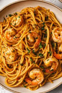 Pâtes aux Crevettes Méditerranéennes