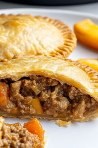 Tourtes Nigérianes à La Viande